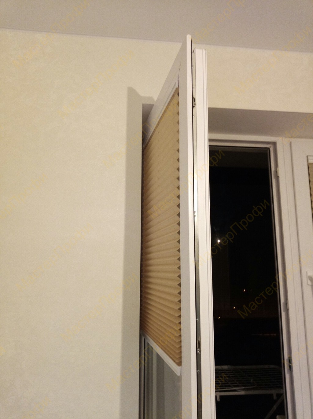 Плиссе модель Р4612 Не мешает открыванию