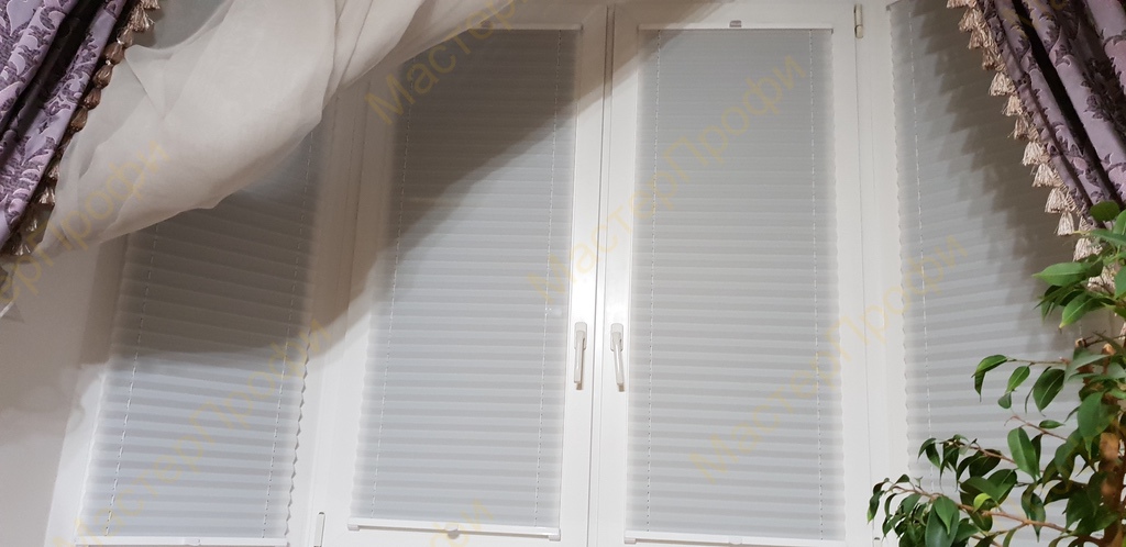 Плиссе Р1612 ткань шарм цвет белый