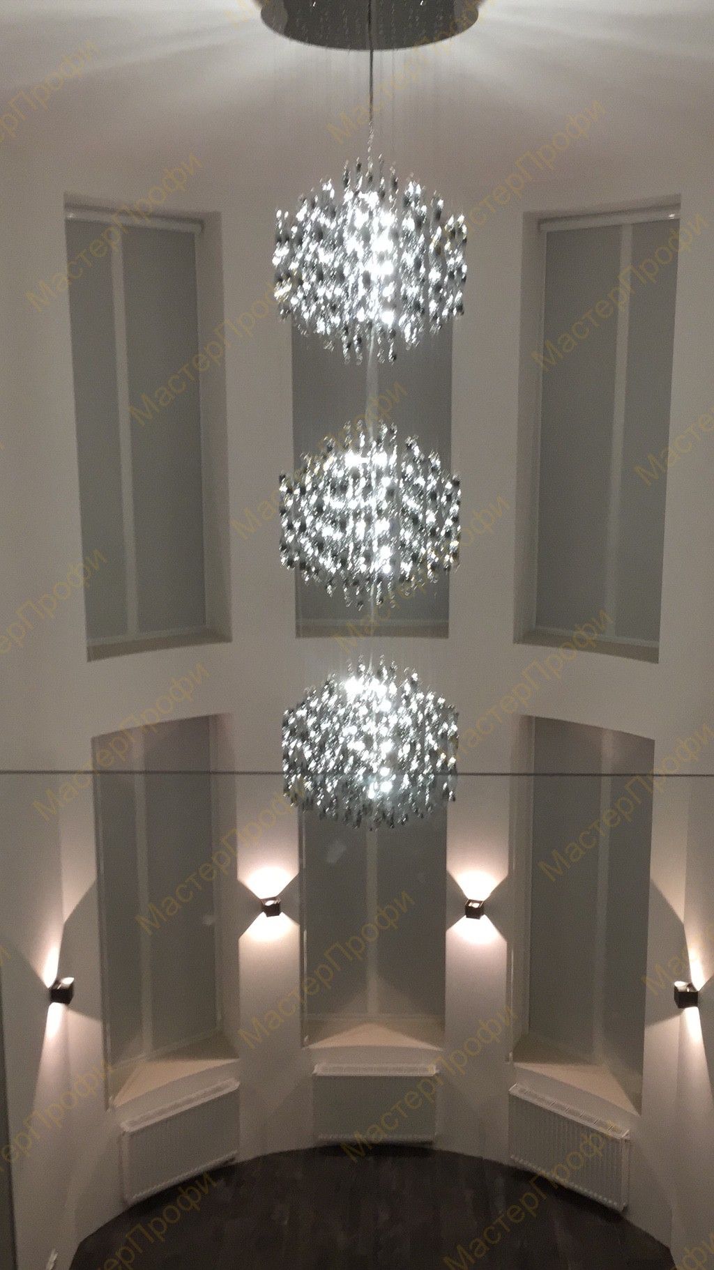 Рулонные шторы на высокие окна